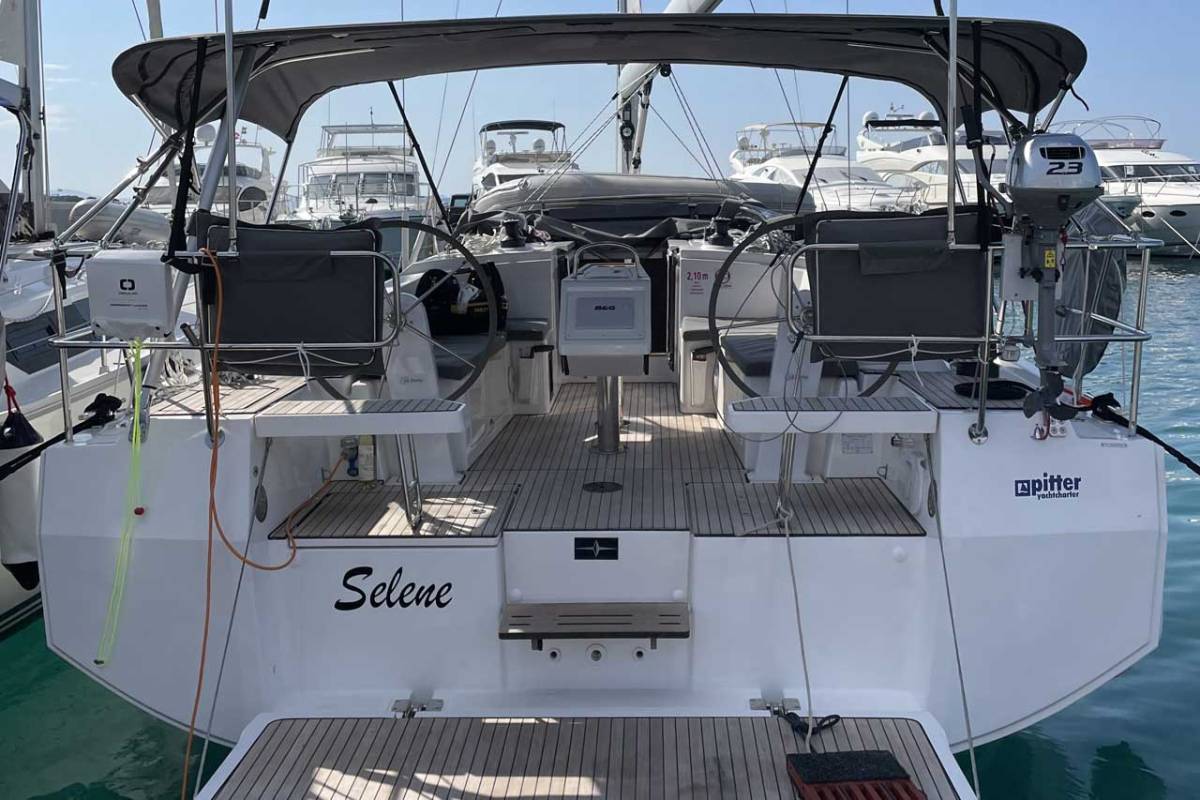 Bavaria C38, Selene | Noleggio di Yacht Croazia