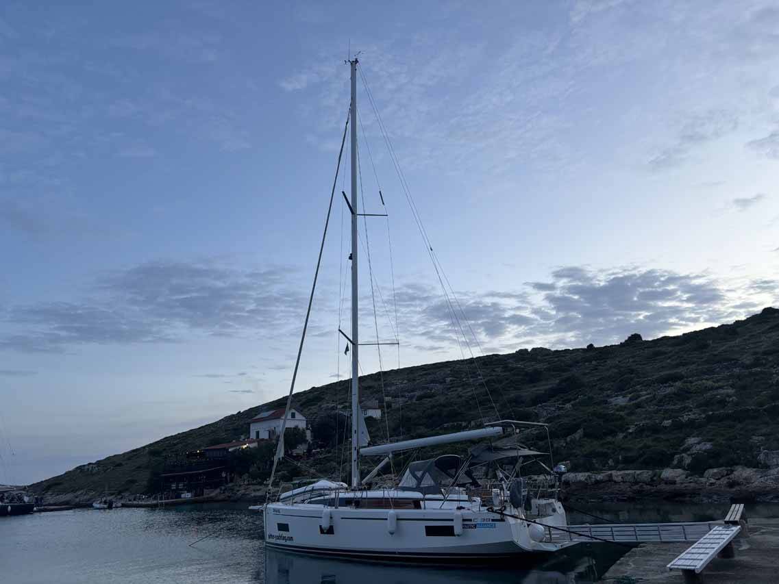 Bavaria C38, Selene | Noleggio di Yacht Croazia