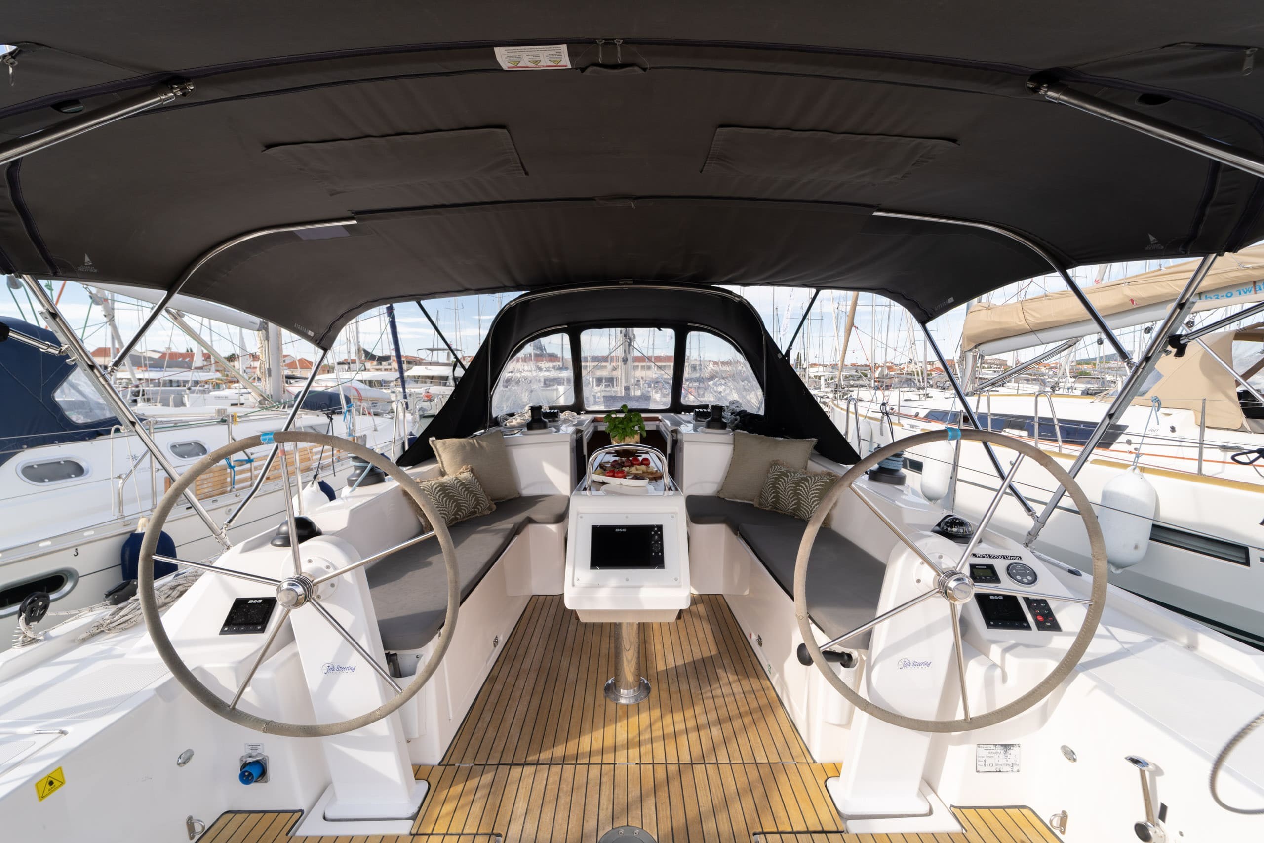 Bavaria C38, Nela | Yacht Charter Croatia