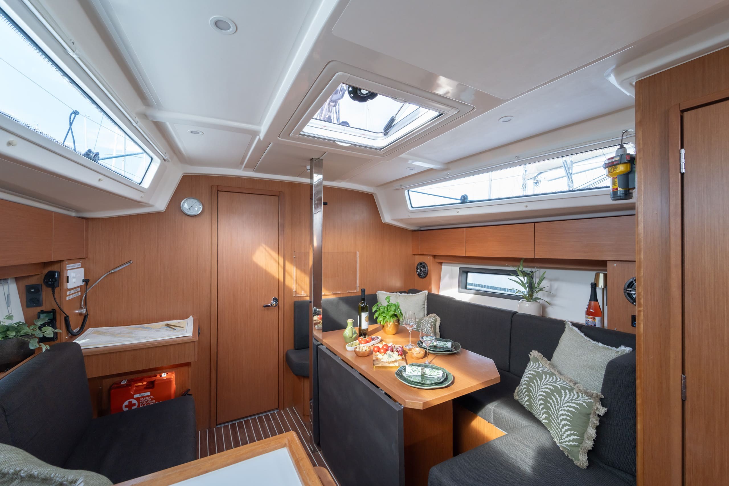 Bavaria C38, Nela | Yacht Charter Croatia