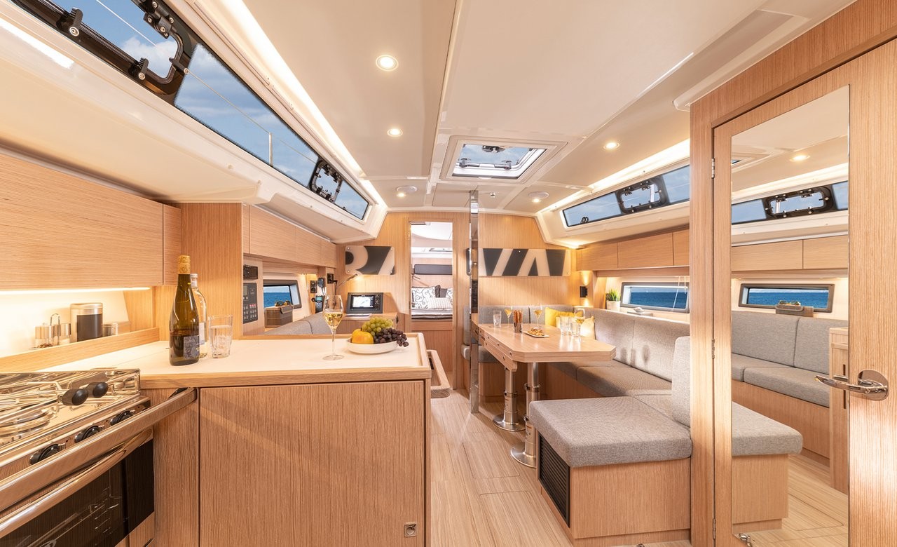 Bavaria C38, Alegria | Yacht Charter Croatia