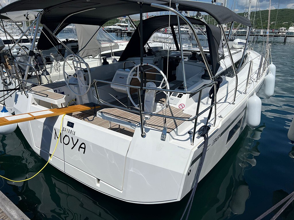 Bavaria C38, Moya | Noleggio di Yacht Croazia