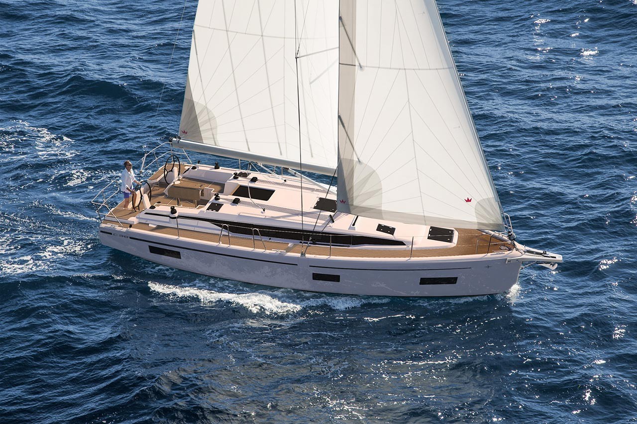 Bavaria C38, Freya | Yachtcharter Kroatien
