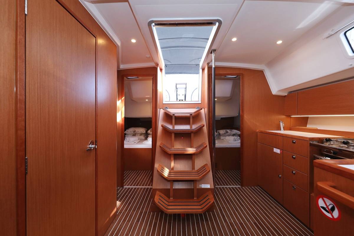 Bavaria C42, SeaTime | Noleggio di Yacht Croazia