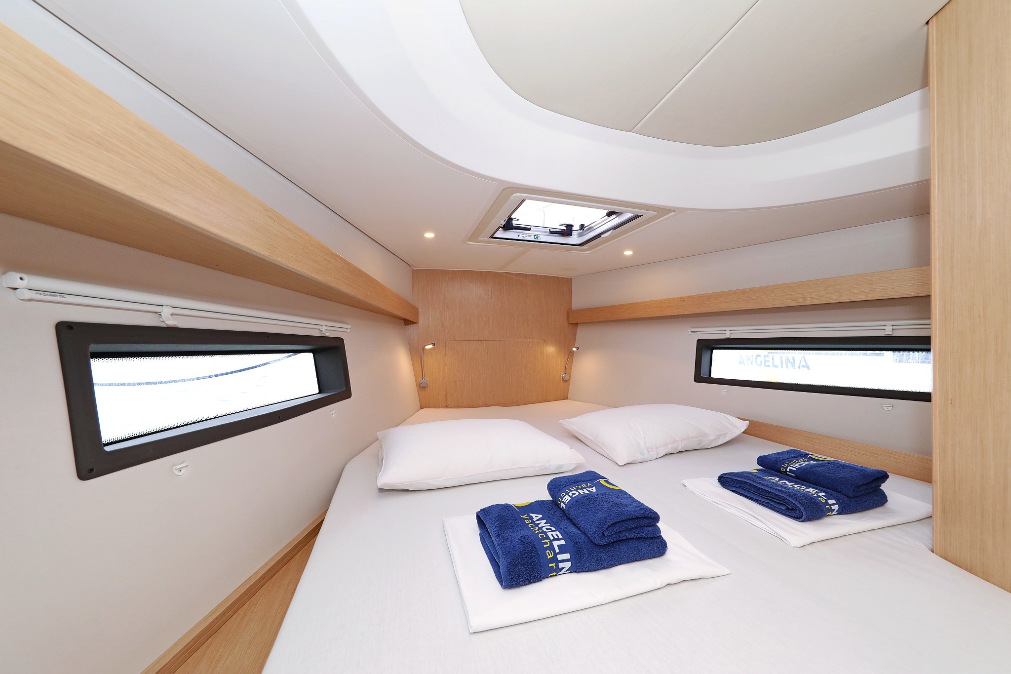 Bavaria C42, Levente | Yachtcharter Kroatien