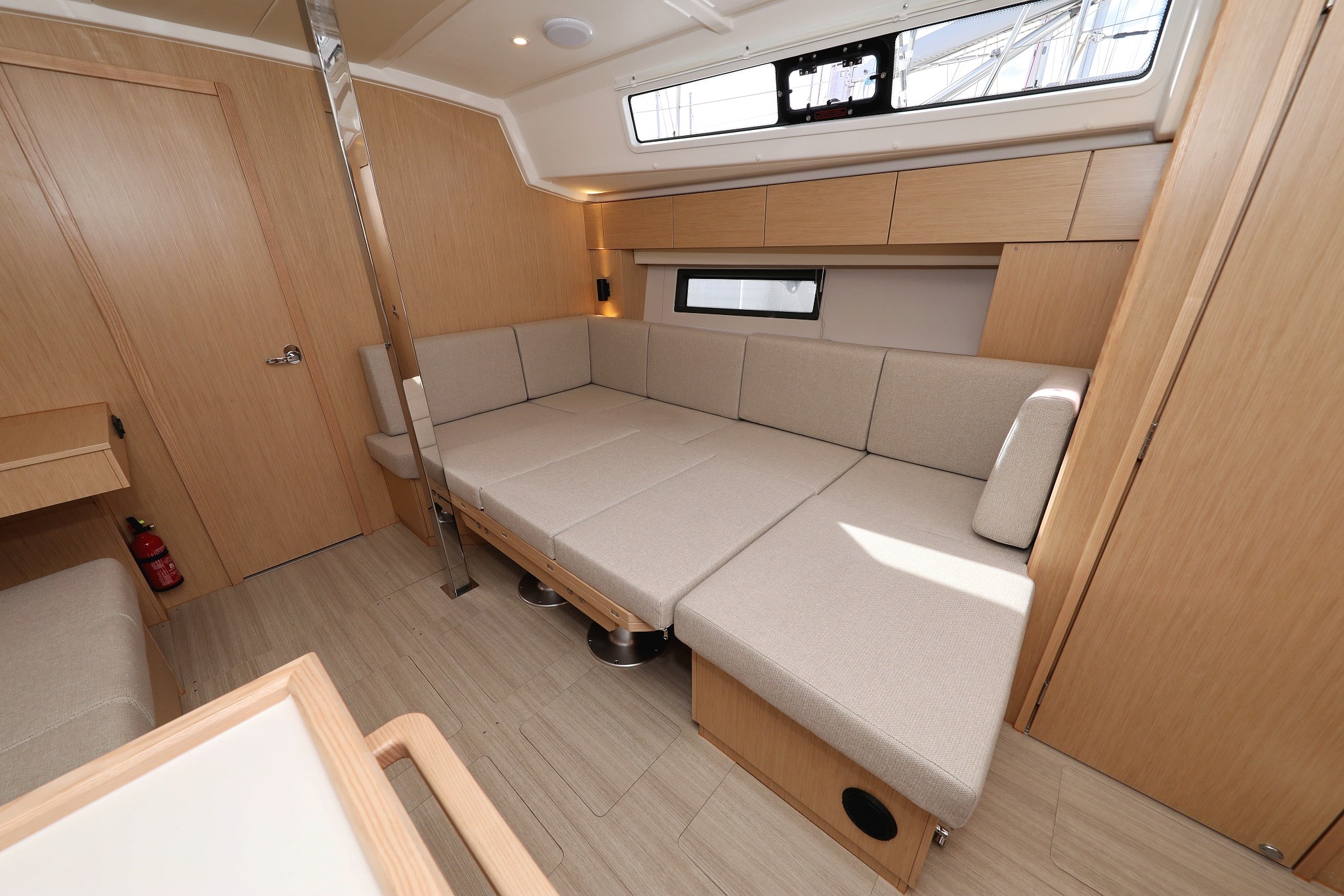 Bavaria C42, Levente | Yachtcharter Kroatien