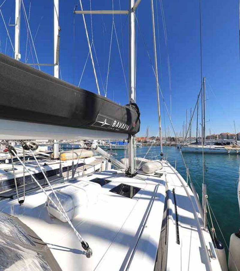 Bavaria C45 Holiday, A.HO.I. one | Noleggio di Yacht Croazia