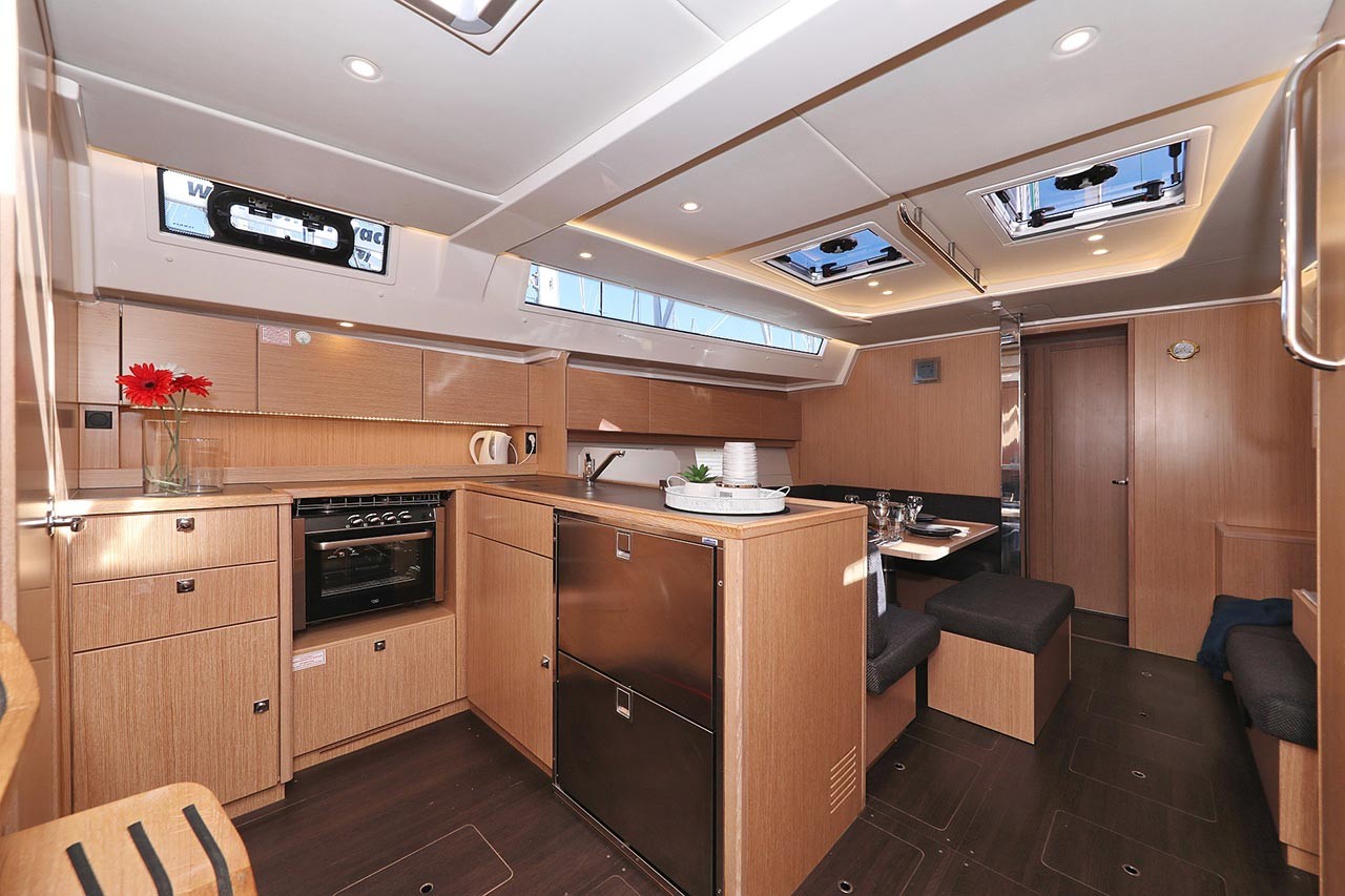 Bavaria C45 Holiday, A.HO.I. one | Yacht Charter Croatia