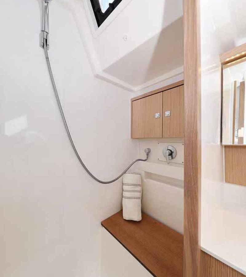 Bavaria C45 Holiday, A.HO.I. one | Noleggio di Yacht Croazia