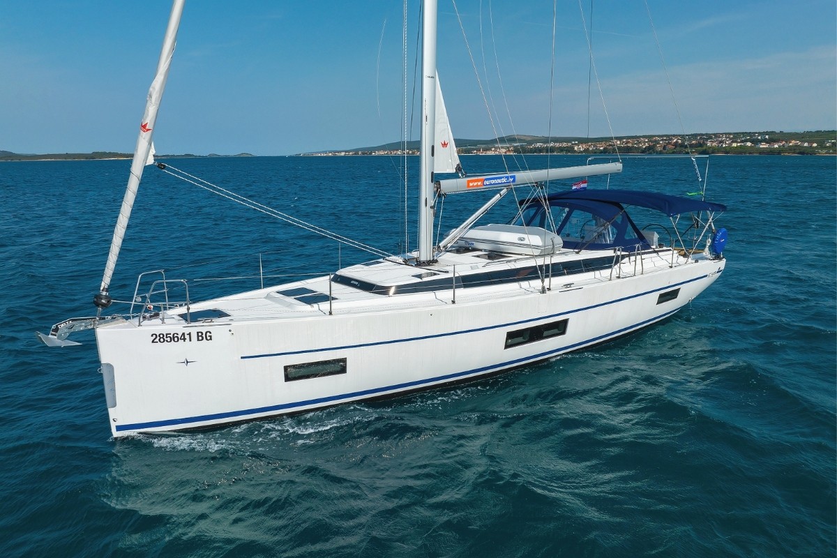 Bavaria C45 Holiday, Bella | Yacht Charter Croatia