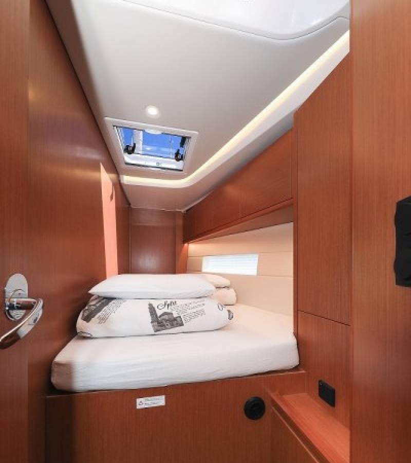 Bavaria C45 Style, Katharina | Yacht Charter Croatia