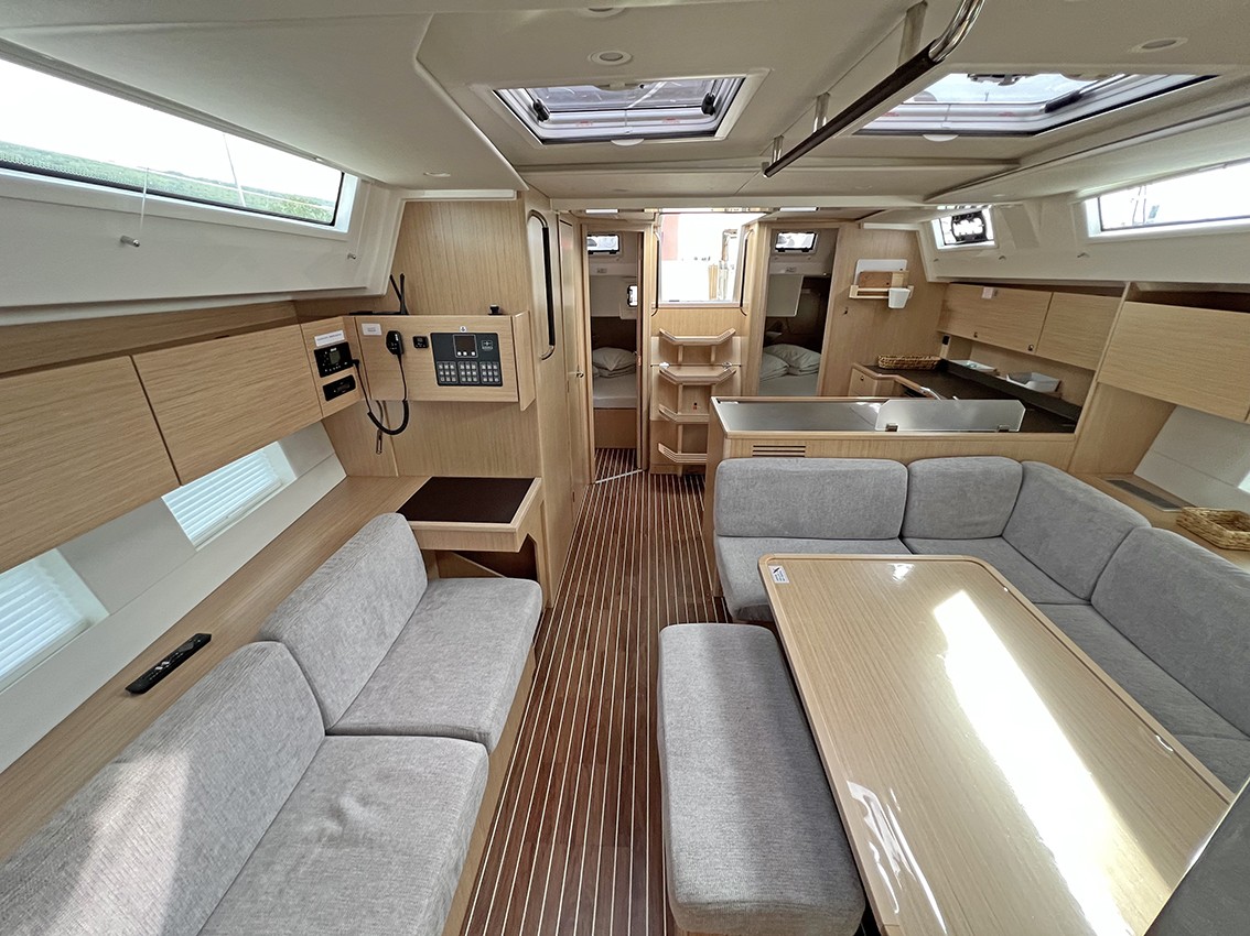 Bavaria C45 Style, Sunny | Yacht Charter Croatia