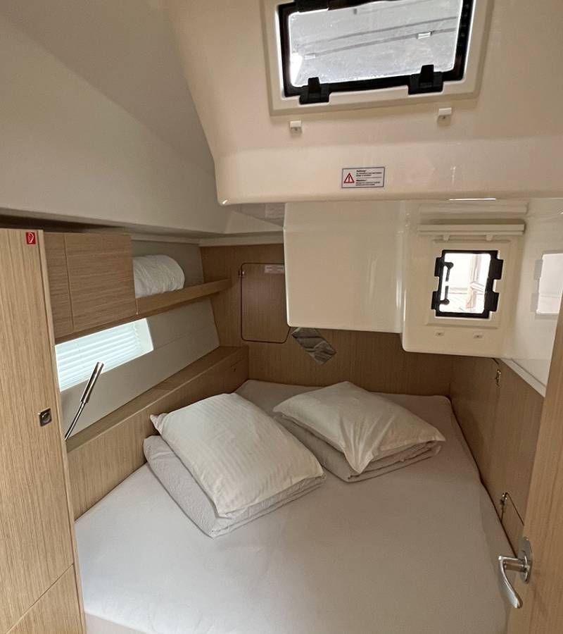 Bavaria C45 Style, Sunny | Yacht Charter Croatia