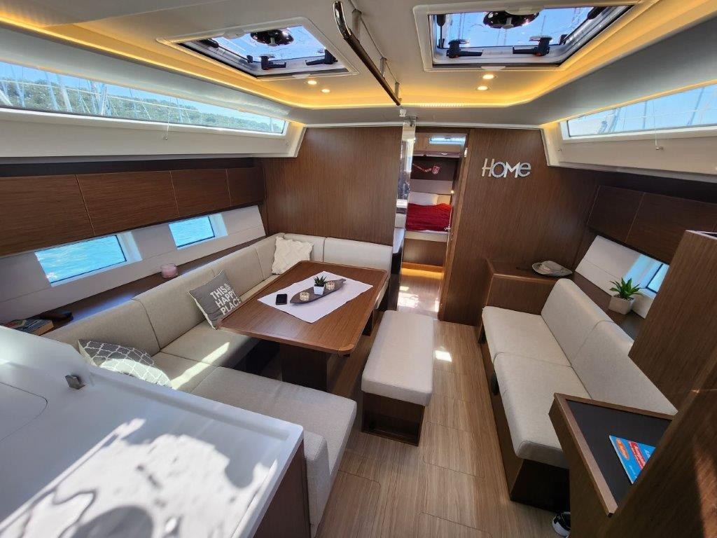 Bavaria C45 Style, Wahlheimat | Yachtcharter Kroatien