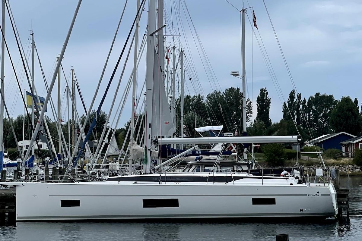 Bavaria C45, Brunello | Yacht Charter Croatia