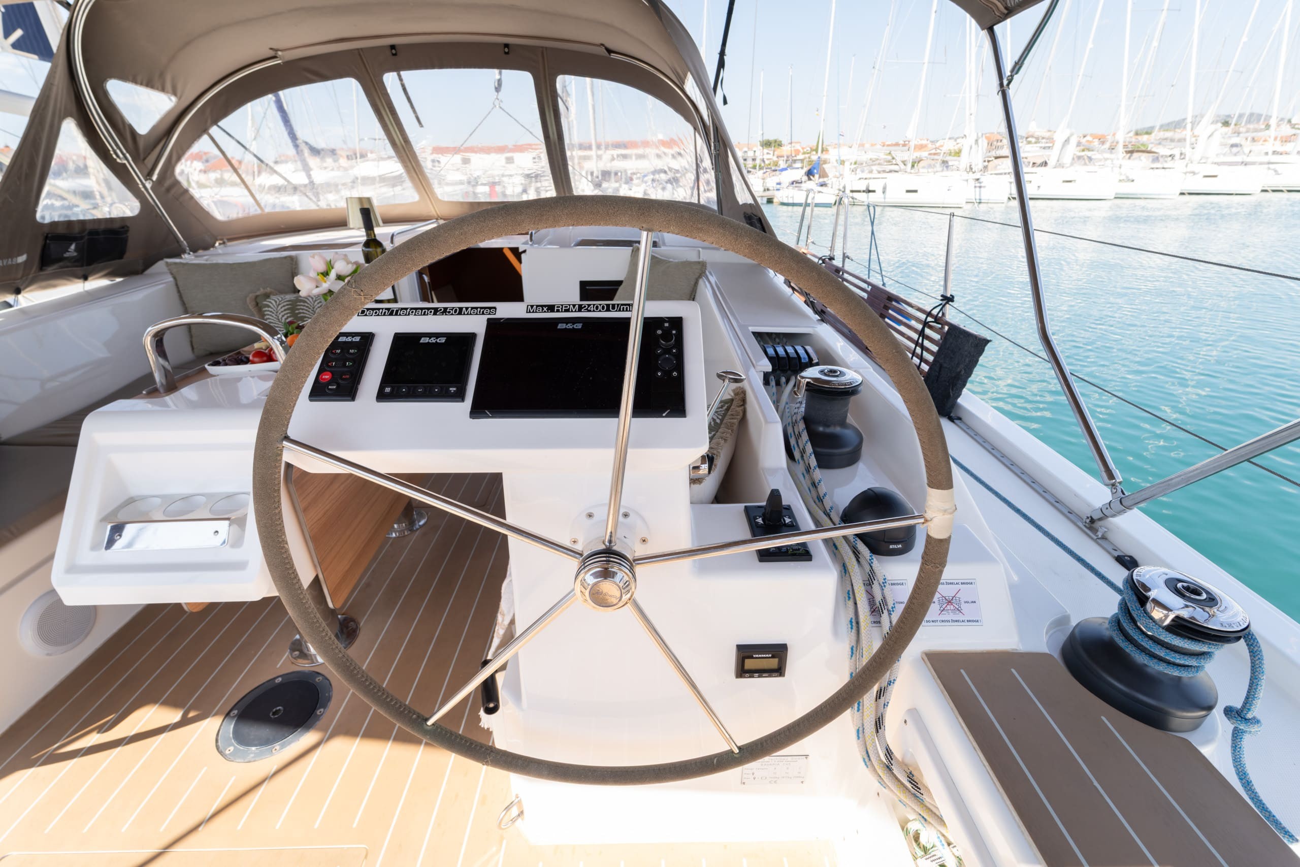 Bavaria C45, Calypso | Noleggio di Yacht Croazia