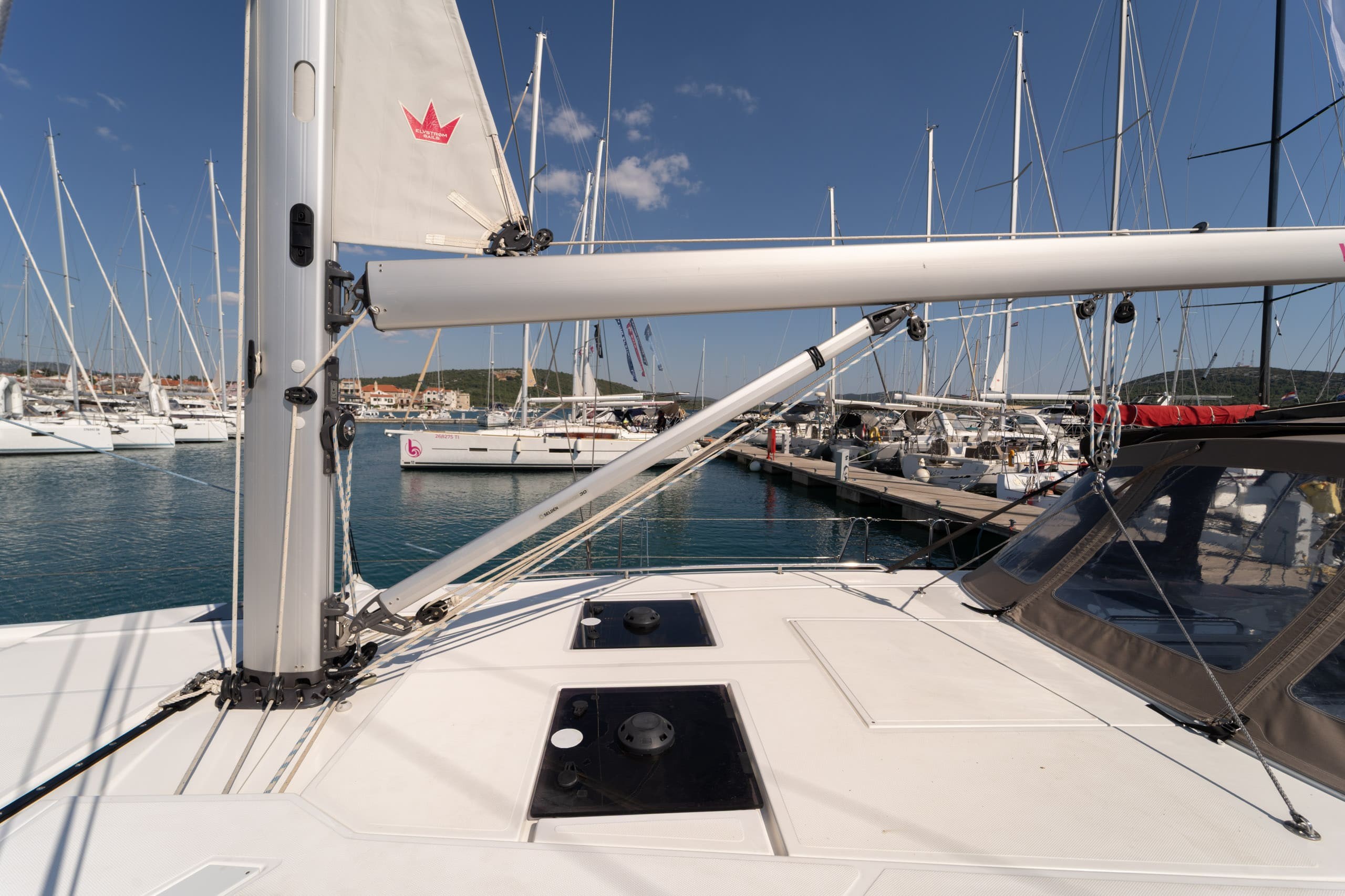 Bavaria C45, Calypso | Noleggio di Yacht Croazia