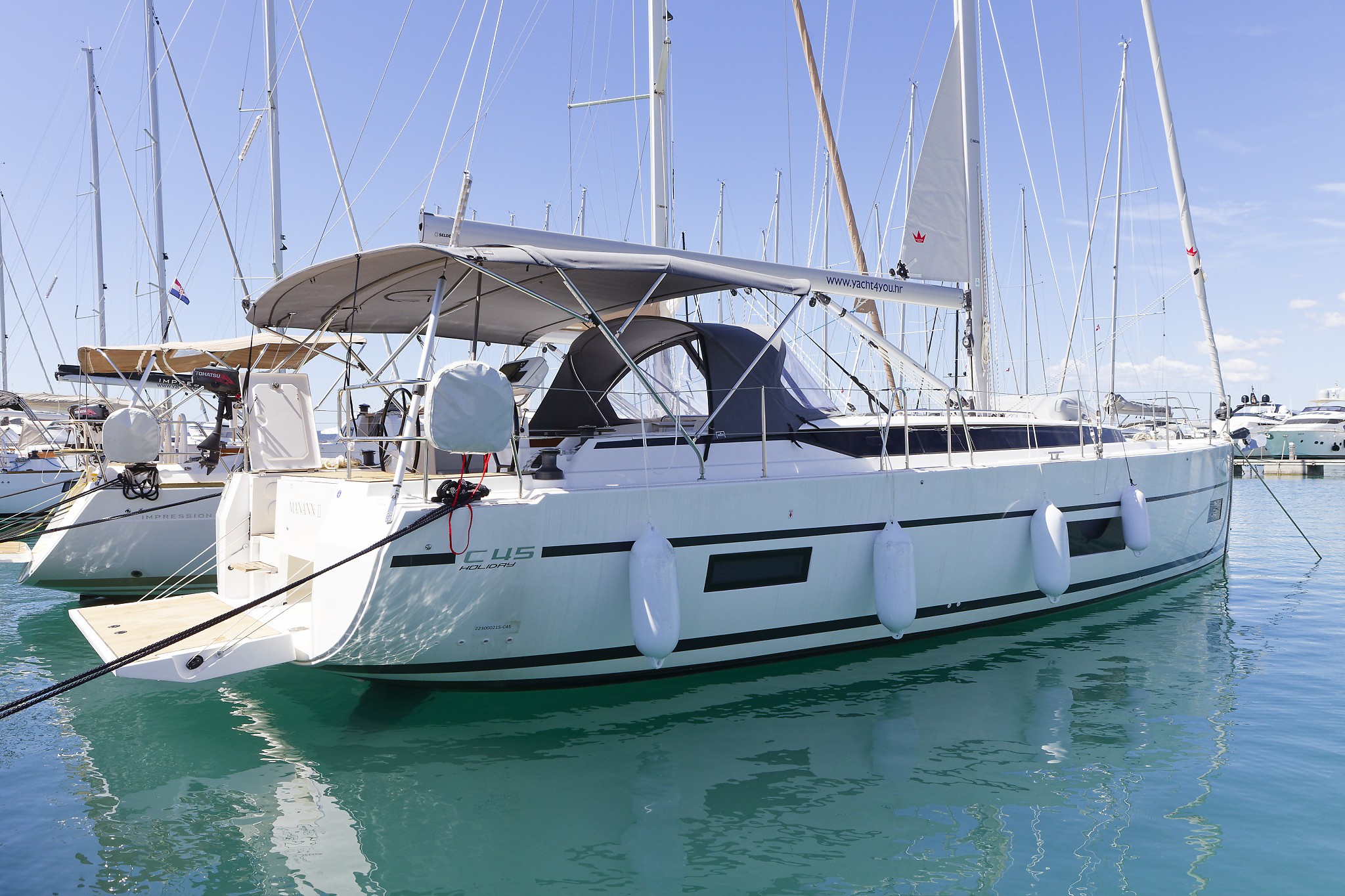 Bavaria C45, Manann II | Yacht Charter Croatia