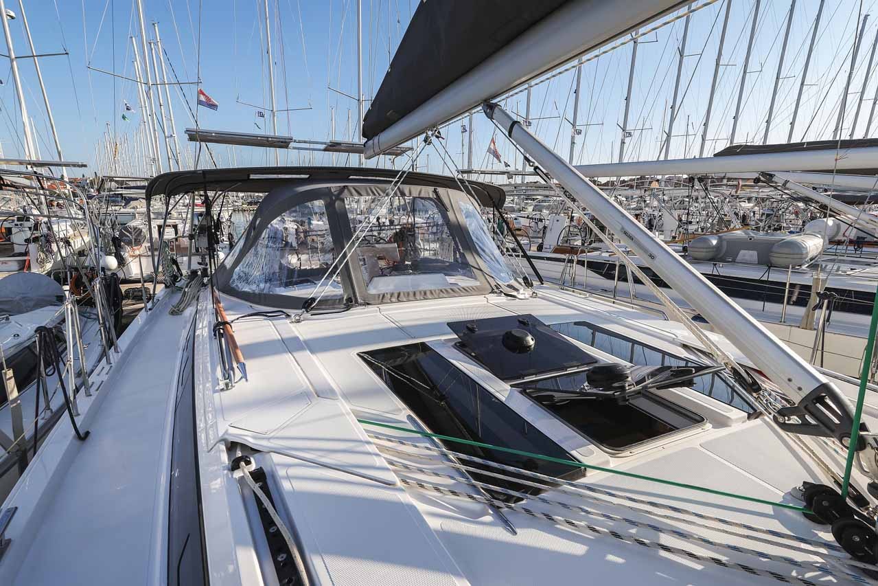 Bavaria C46, Aquila | Yachtcharter Kroatien