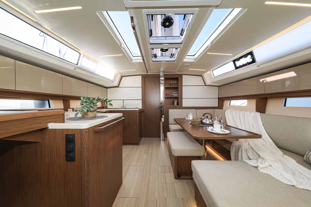 Bavaria C46, Aquila | Yachtcharter Kroatien