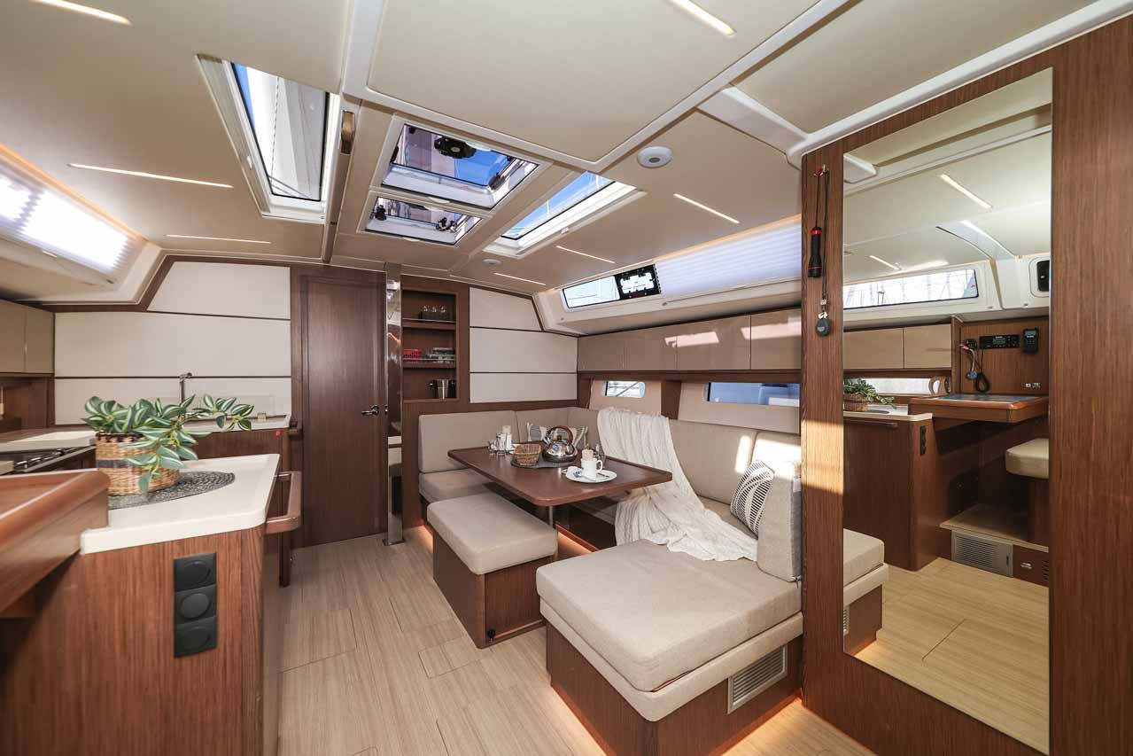 Bavaria C46, Aquila | Yachtcharter Kroatien