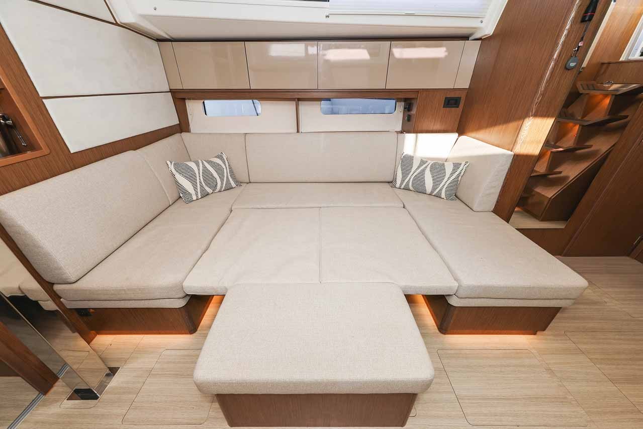 Bavaria C46, Aquila | Yachtcharter Kroatien