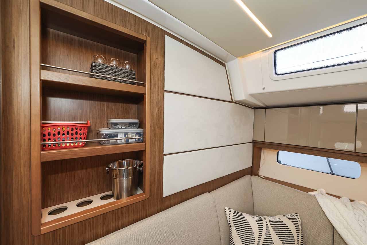 Bavaria C46, Aquila | Yachtcharter Kroatien