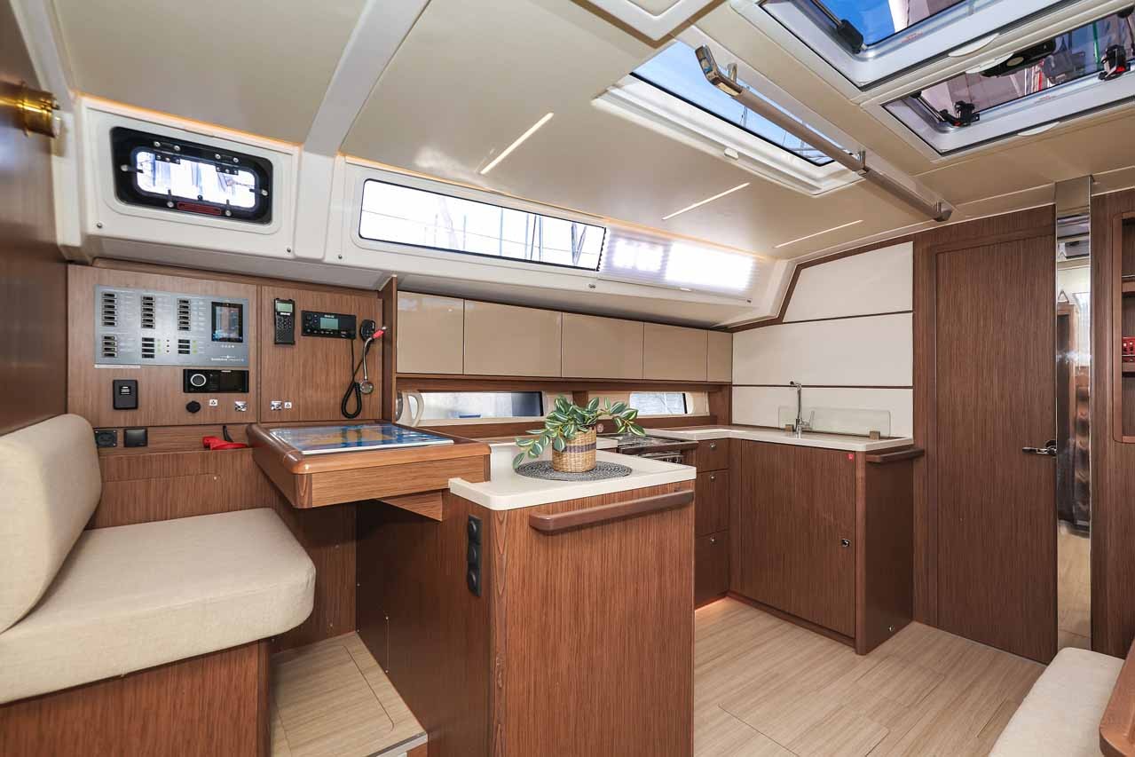 Bavaria C46, Aquila | Yachtcharter Kroatien