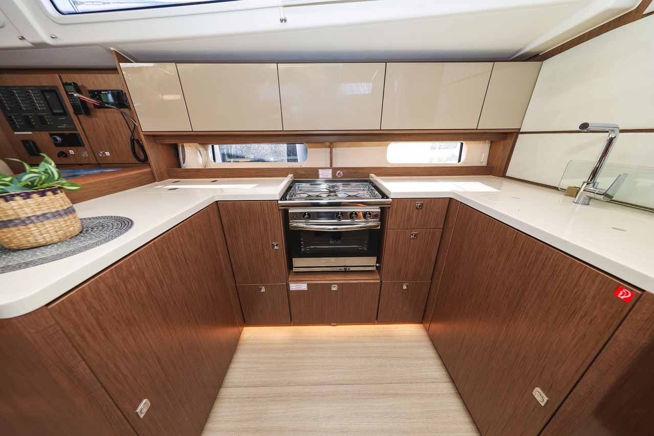 Bavaria C46, Aquila | Yachtcharter Kroatien