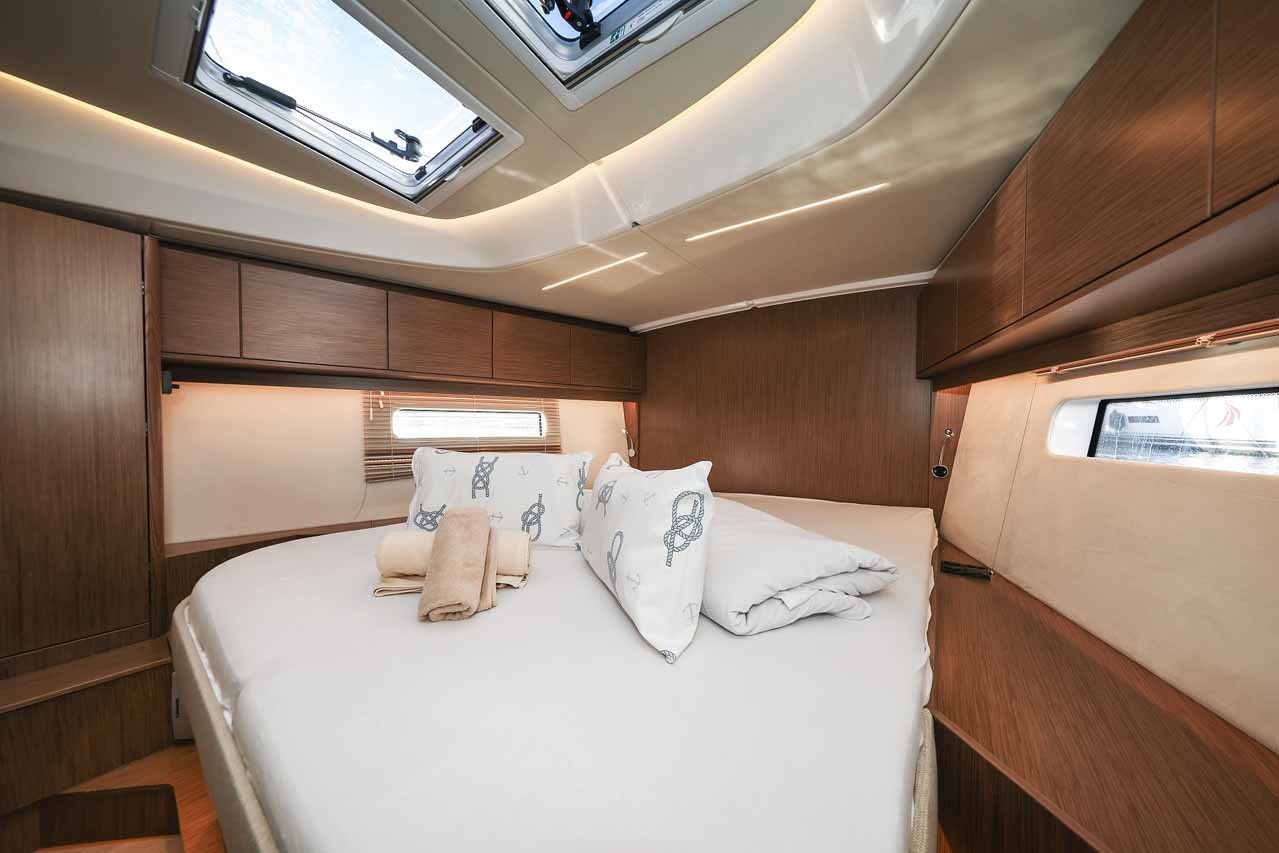 Bavaria C46, Aquila | Yachtcharter Kroatien