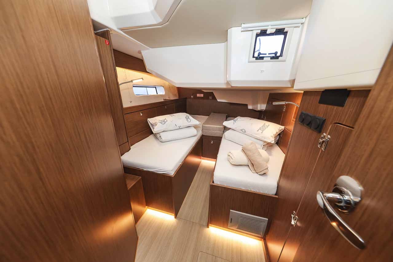 Bavaria C46, Aquila | Yachtcharter Kroatien