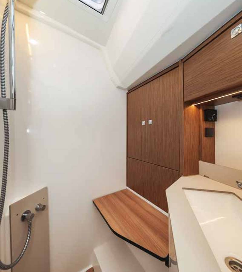Bavaria C46, Aquila | Yacht Charter Croatia
