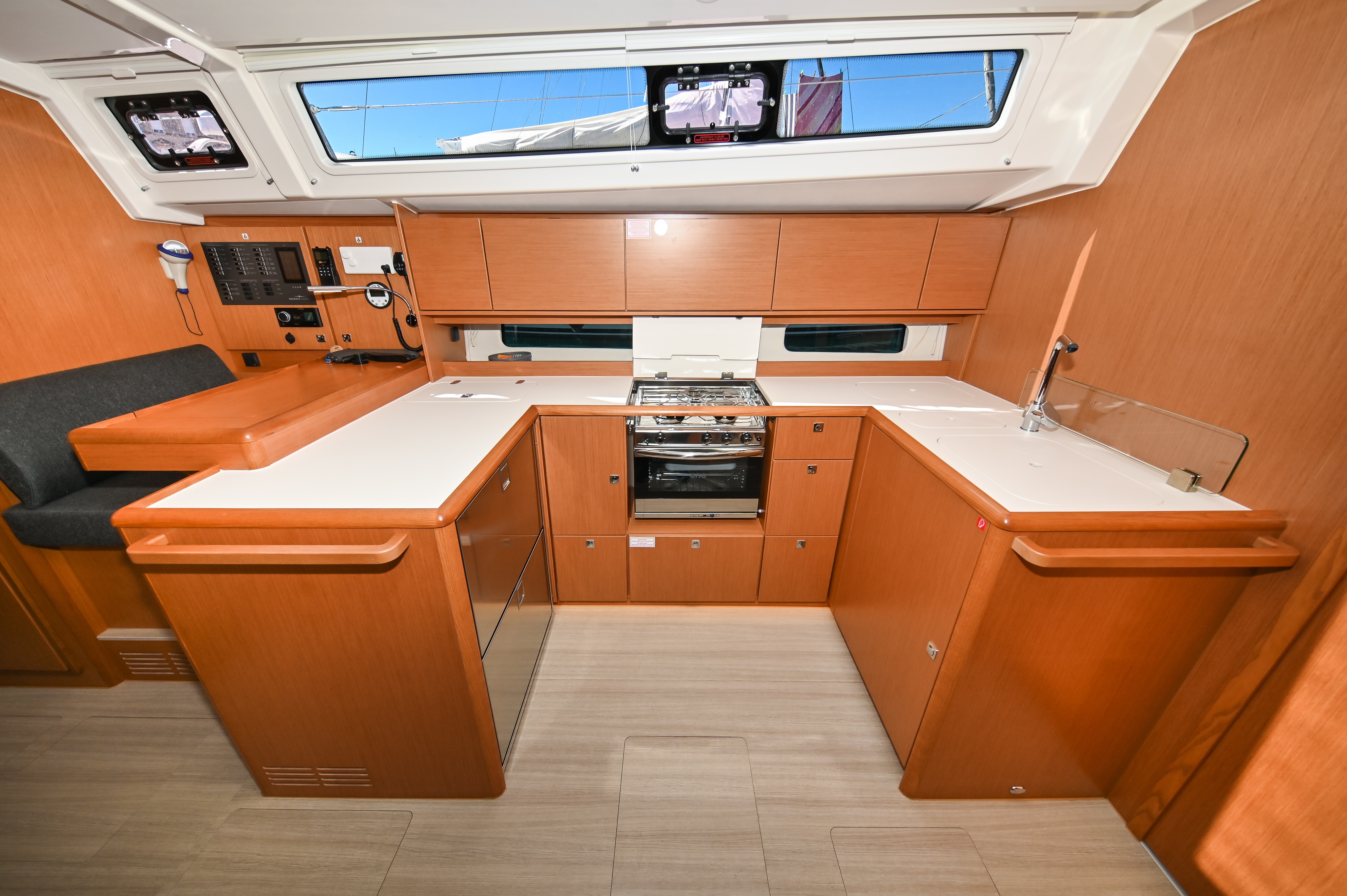 Bavaria C46, Bosun | Yacht Charter Croatia