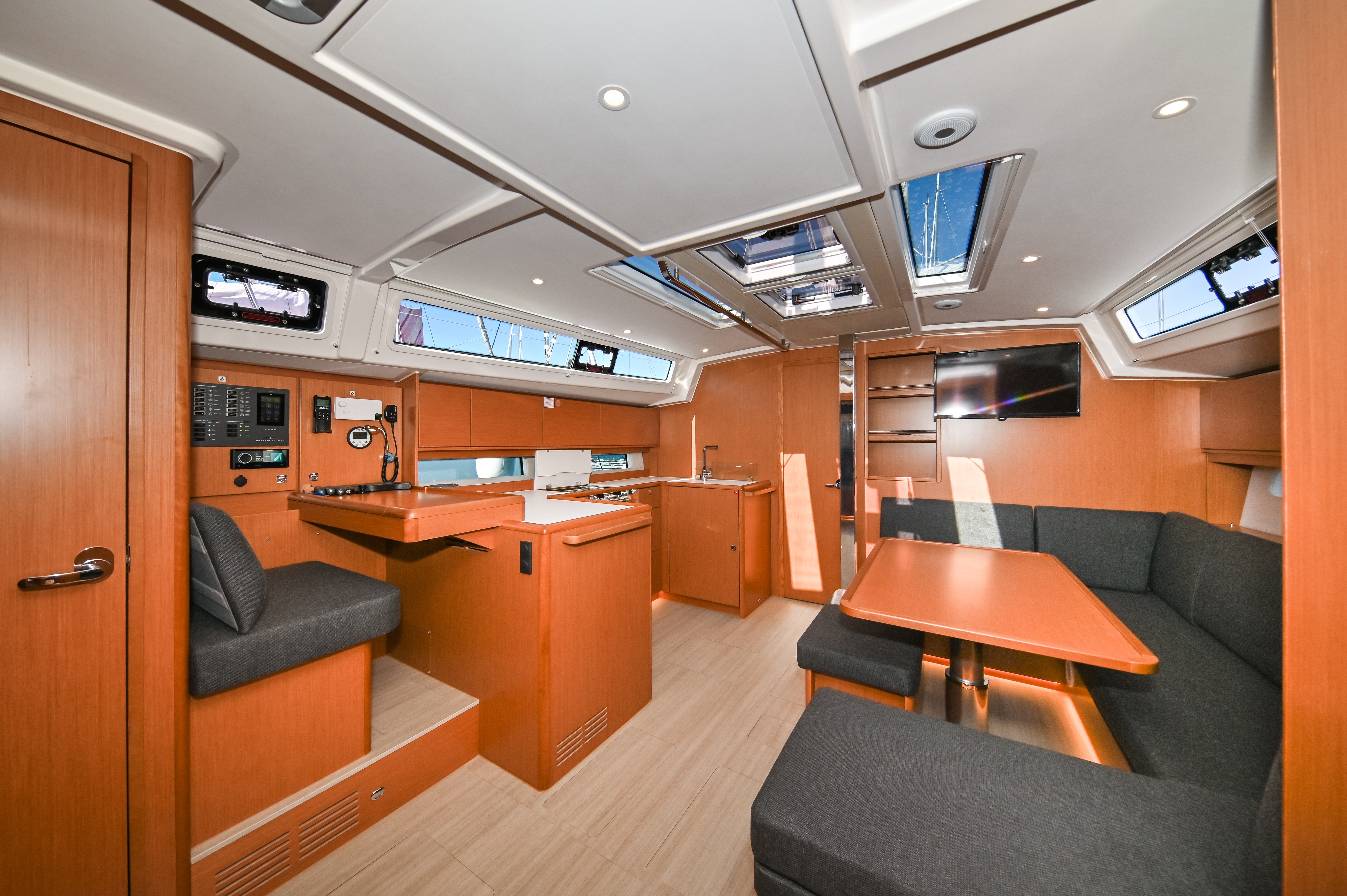 Bavaria C46, Bosun | Yacht Charter Croatia