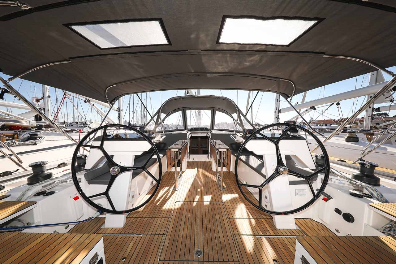 Bavaria C46, Delizia | Yacht Charter Croatia