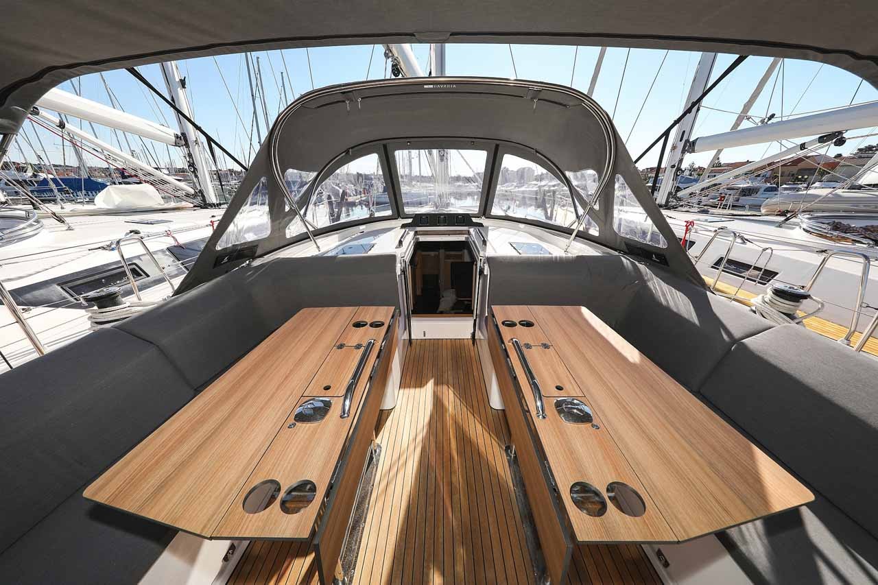 Bavaria C46, Delizia | Yacht Charter Croatia
