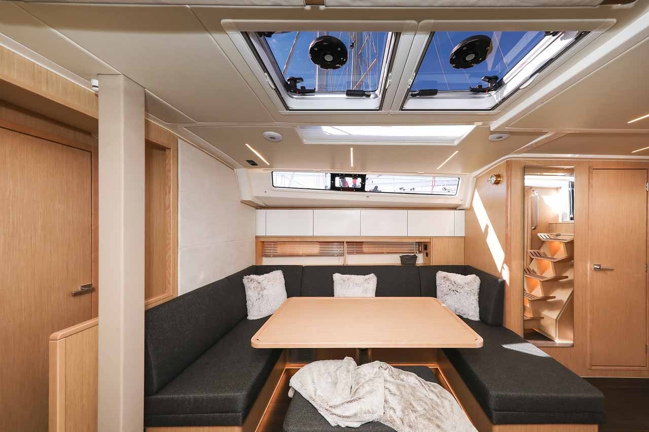 Bavaria C46, Delizia | Yacht Charter Croatia