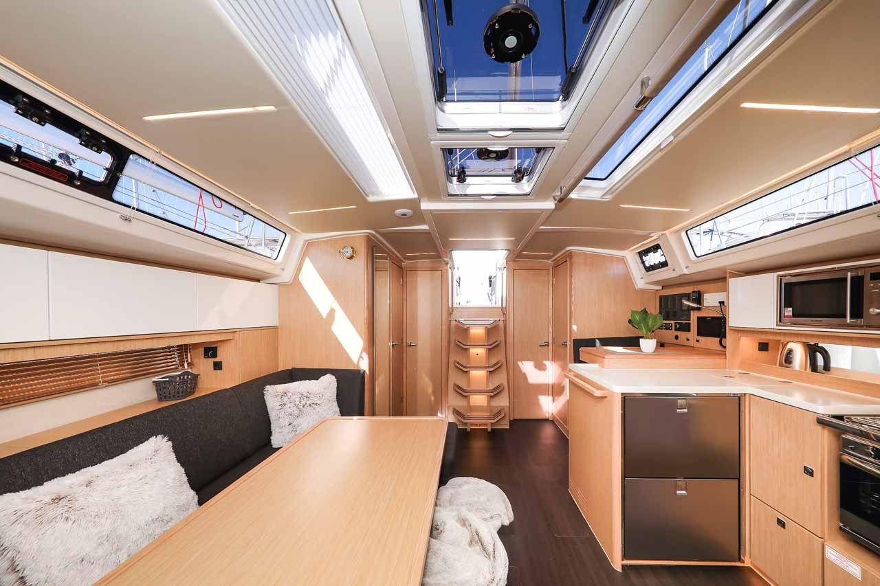 Bavaria C46, Delizia | Yacht Charter Croatia