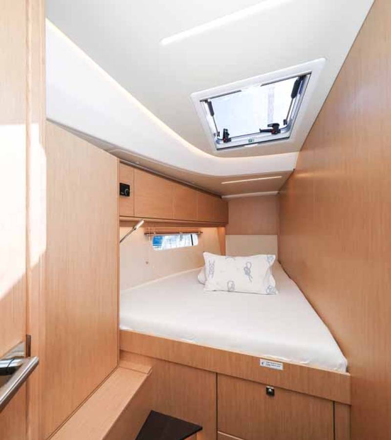 Bavaria C46, Delizia | Yacht Charter Croatia