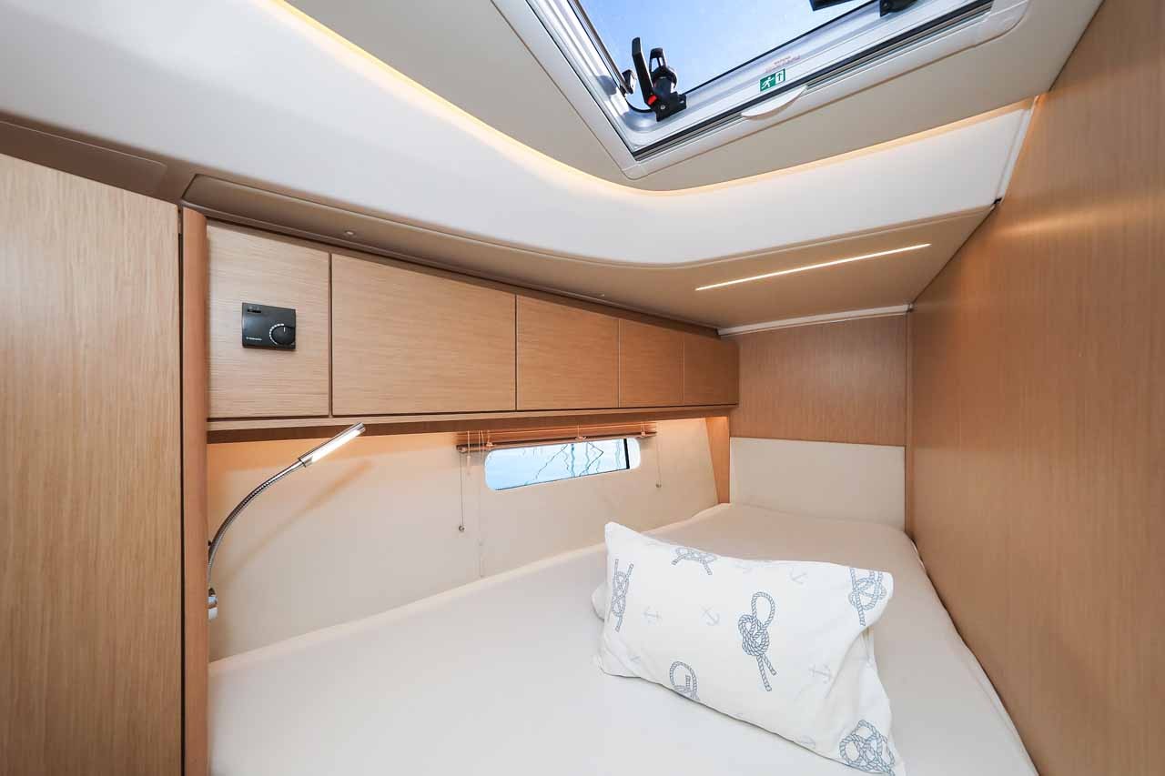 Bavaria C46, Delizia | Yacht Charter Croatia