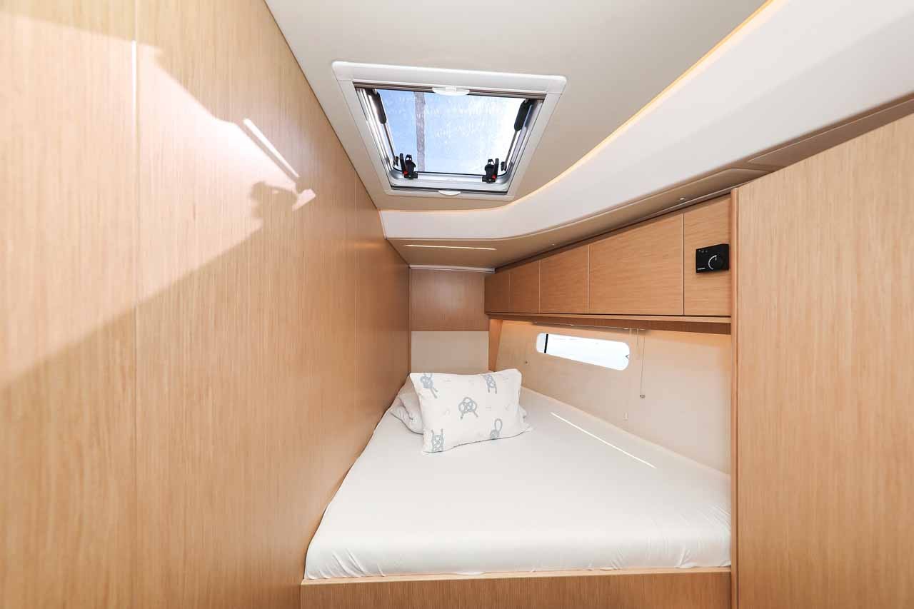Bavaria C46, Delizia | Yacht Charter Croatia