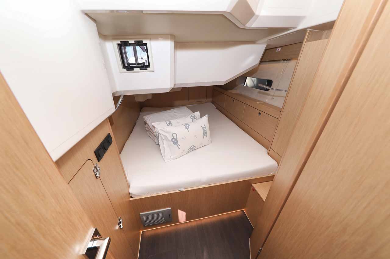 Bavaria C46, Delizia | Yacht Charter Croatia