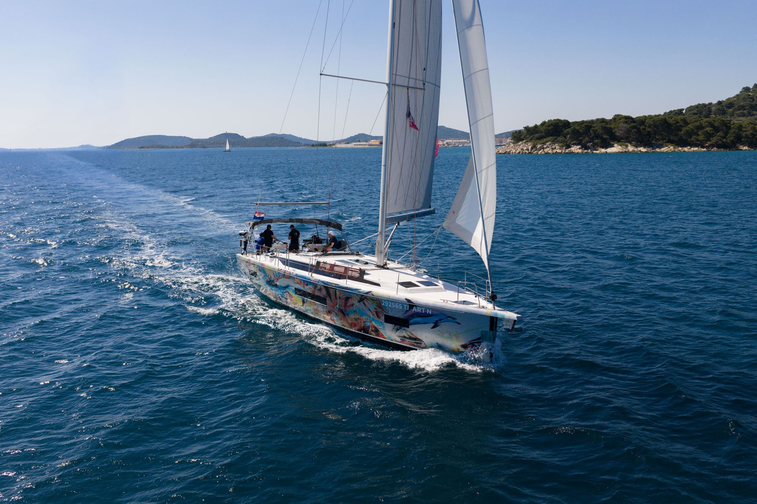 Bavaria C46, Art N | Noleggio di Yacht Croazia