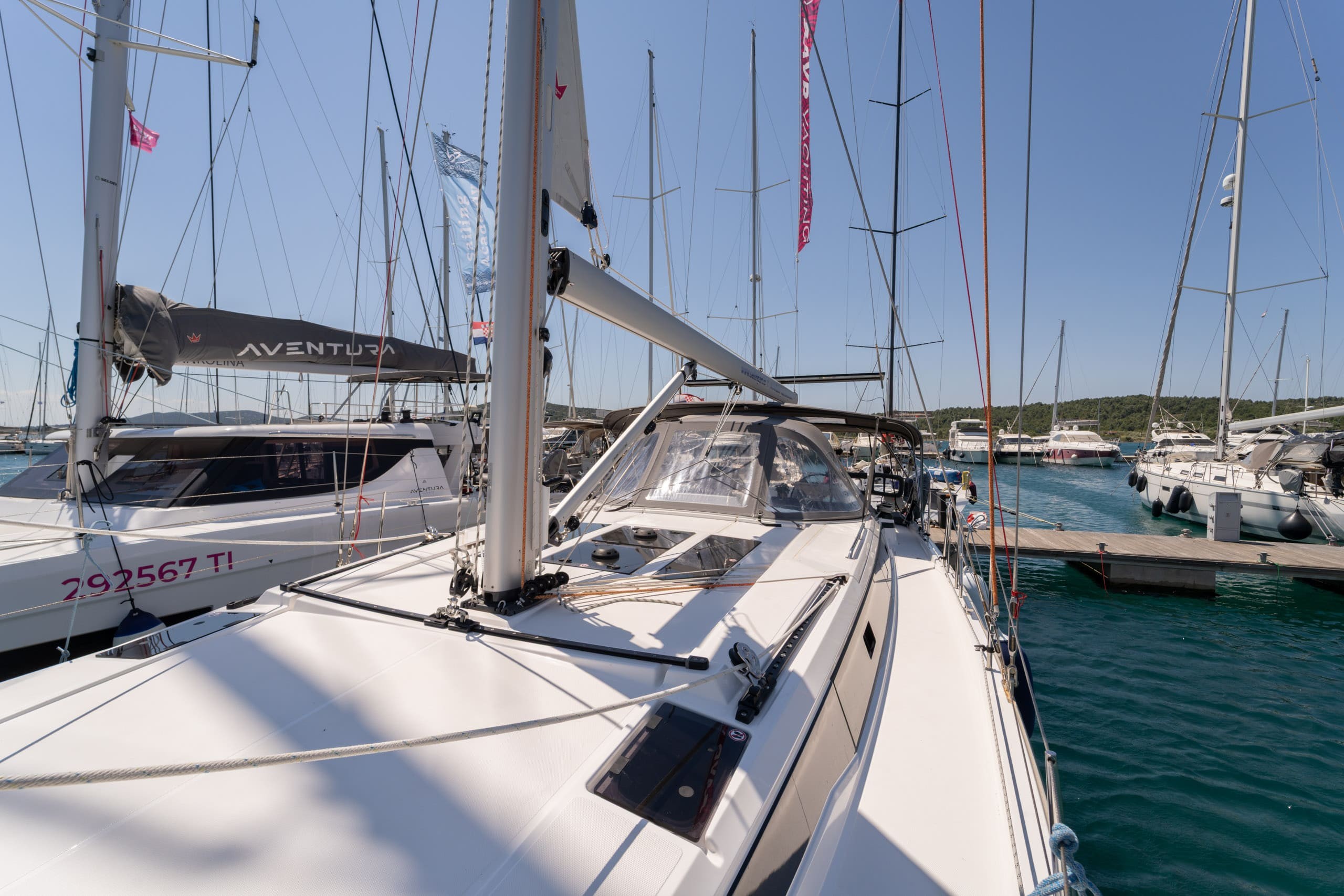 Bavaria C46, Art N | Noleggio di Yacht Croazia