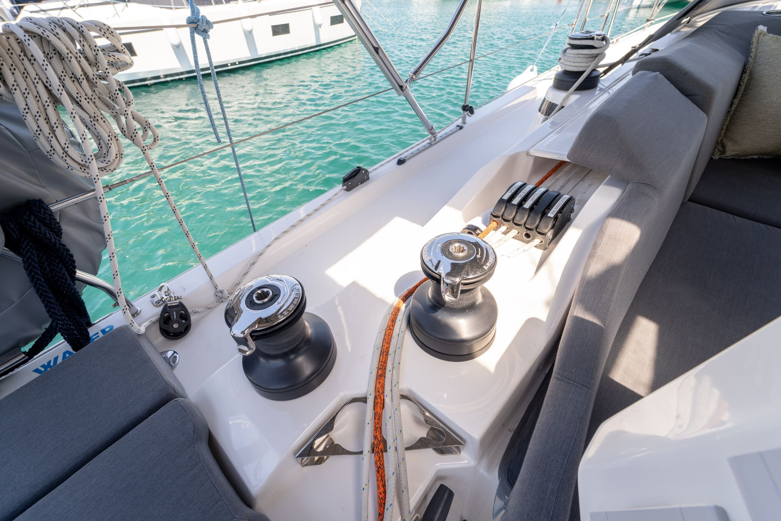 Bavaria C46, Art N | Noleggio di Yacht Croazia
