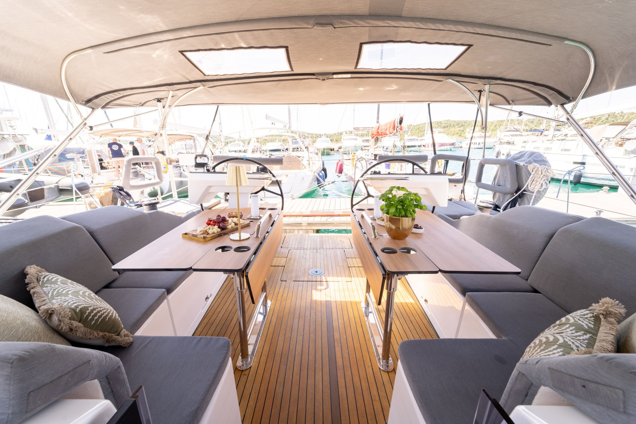 Bavaria C46, Art N | Noleggio di Yacht Croazia