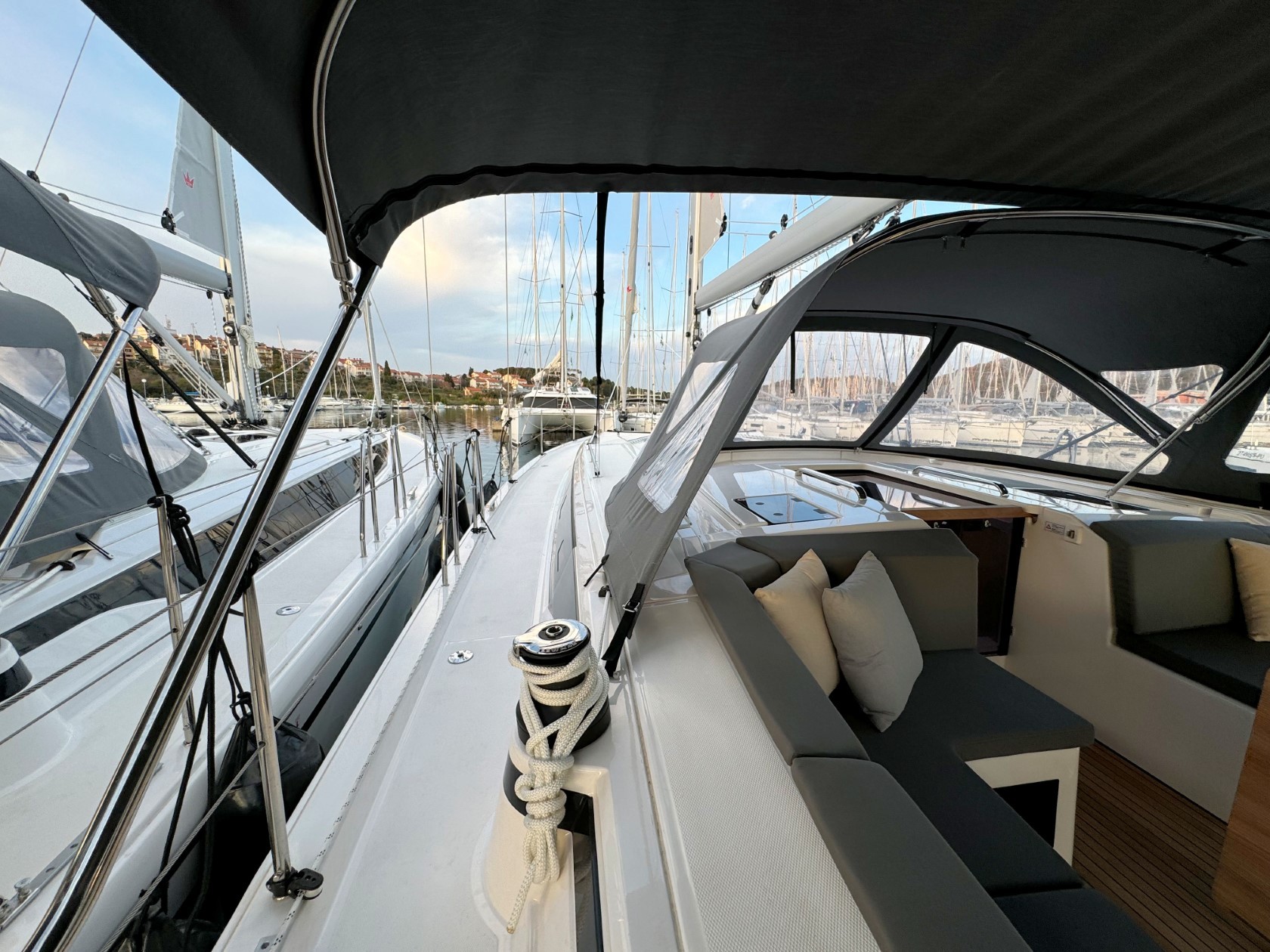 Bavaria C46, Freja | Yacht Charter Croatia