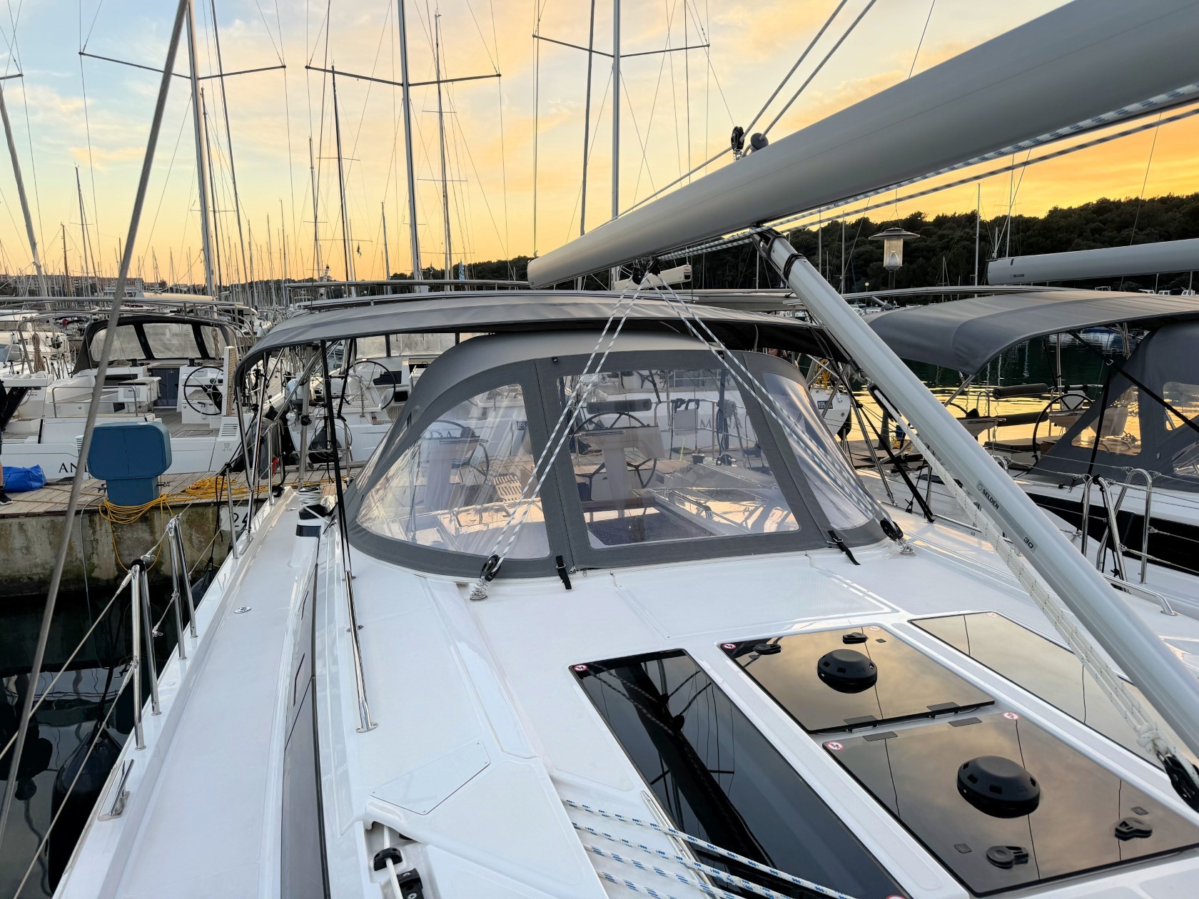 Bavaria C46, Freja | Yacht Charter Croatia