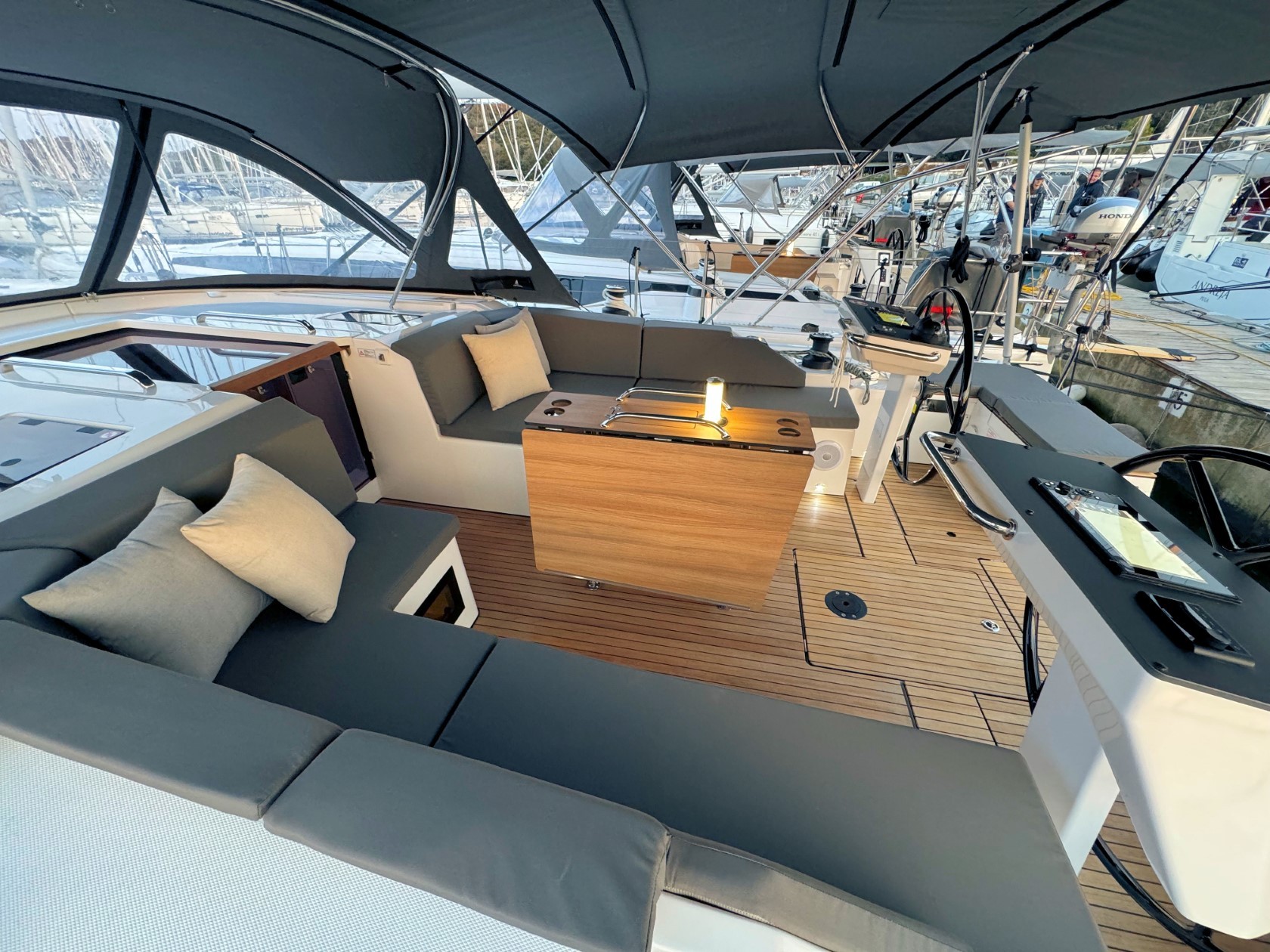 Bavaria C46, Sabina | Yacht Charter Croatia