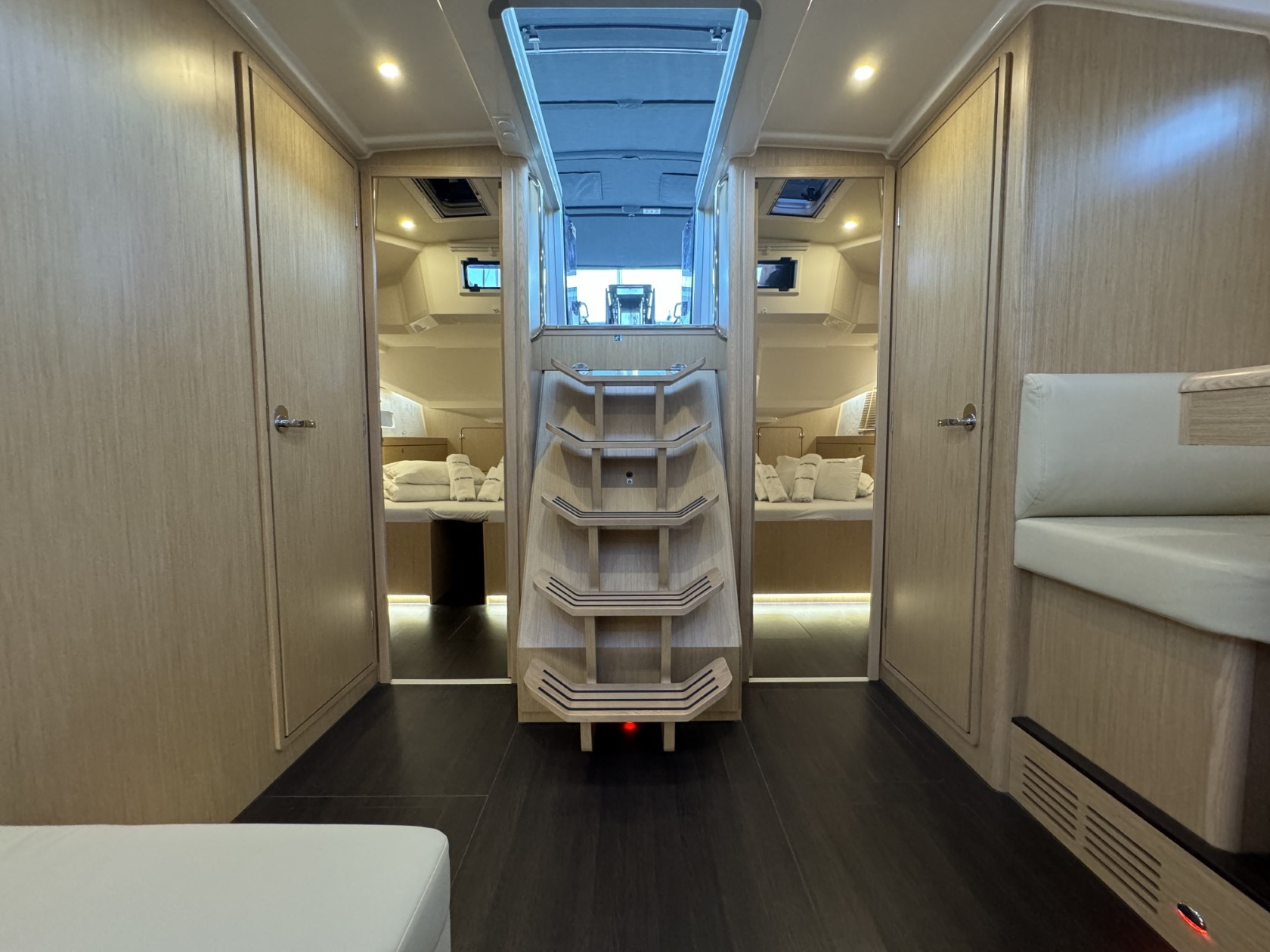 Bavaria C46, Sabina | Yacht Charter Croatia